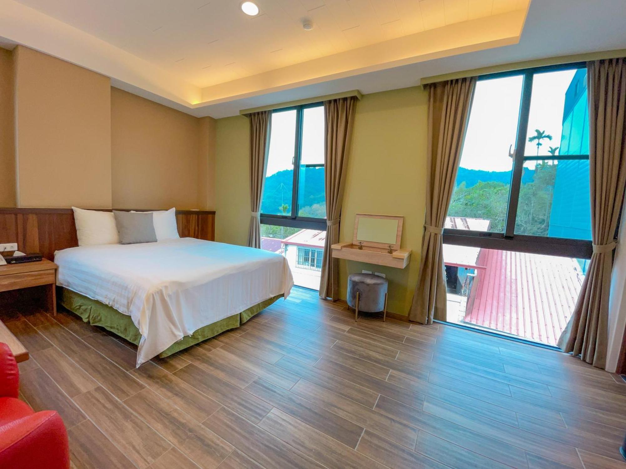 Zhaohong Homestay Yuchi Exteriör bild