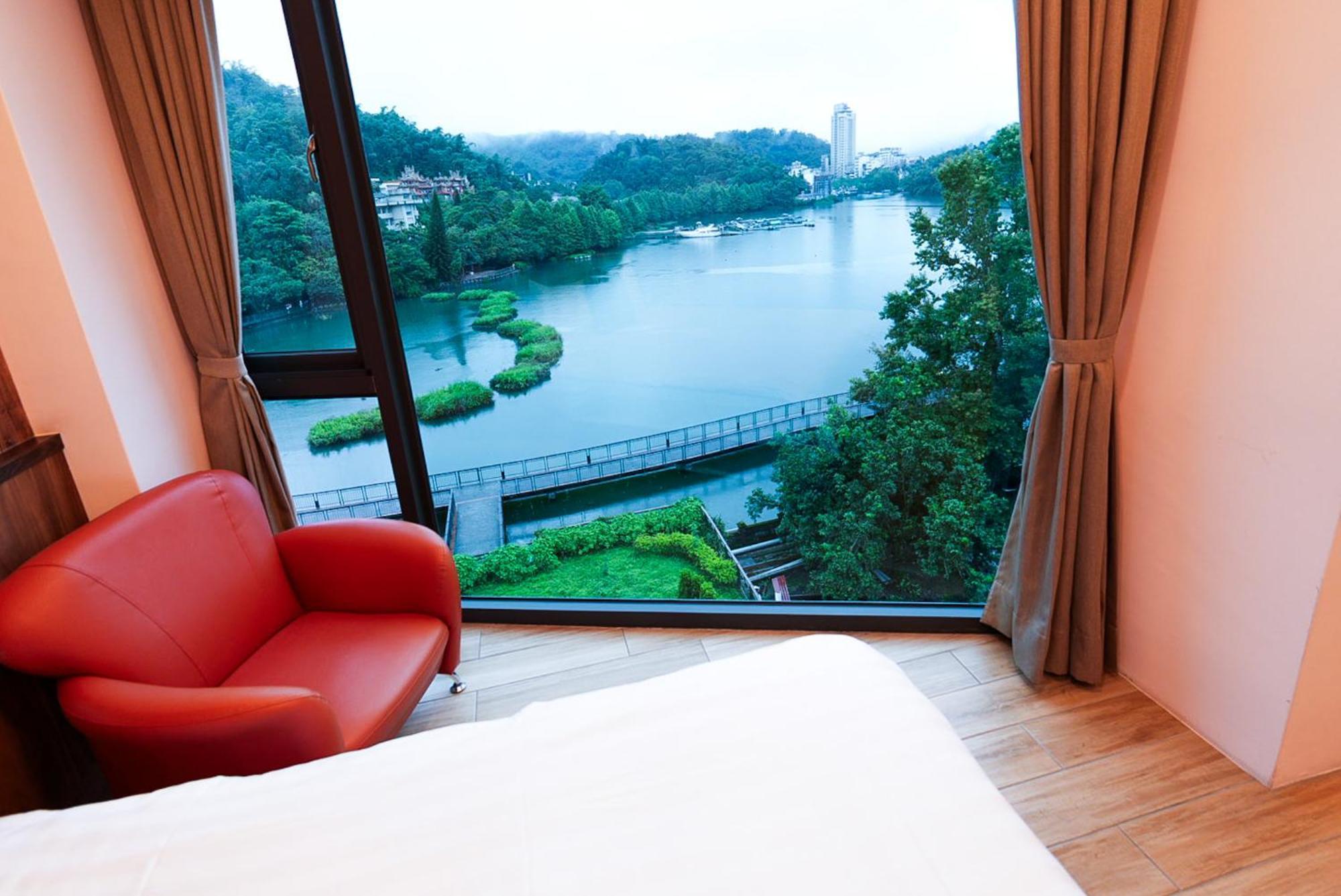 Zhaohong Homestay Yuchi Exteriör bild