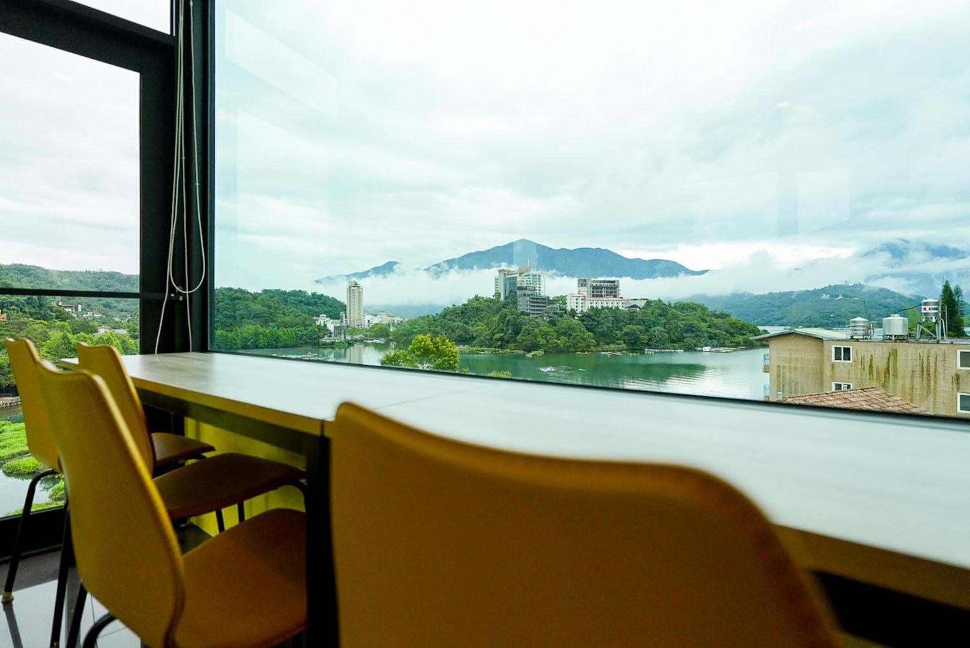 Zhaohong Homestay Yuchi Exteriör bild